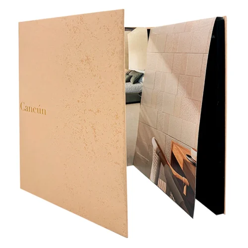 CARPETA MUESTRARIO TRÍPTICO CON SOLAPAS